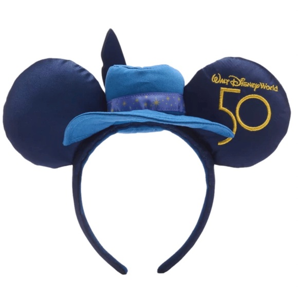 Mickey Mouse: The Main Attraction Peter Pan’s Flight Collection - Picture 2 of 9